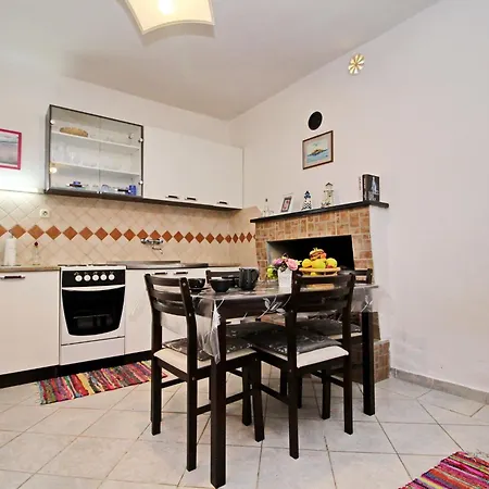 Sunset - One Bedroom With Terrace And Sea View Daire Blato (Korcula)